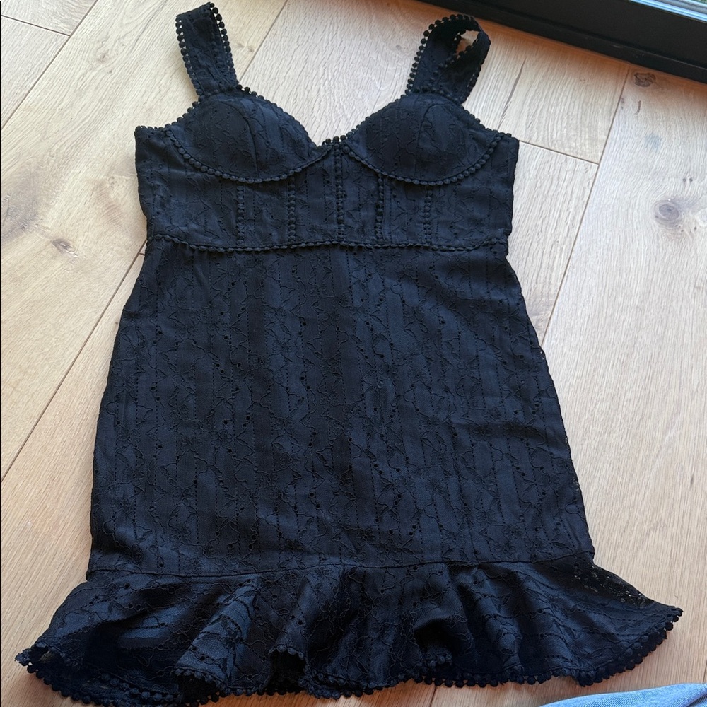 Azura black dress- the details!! Large but fits medium